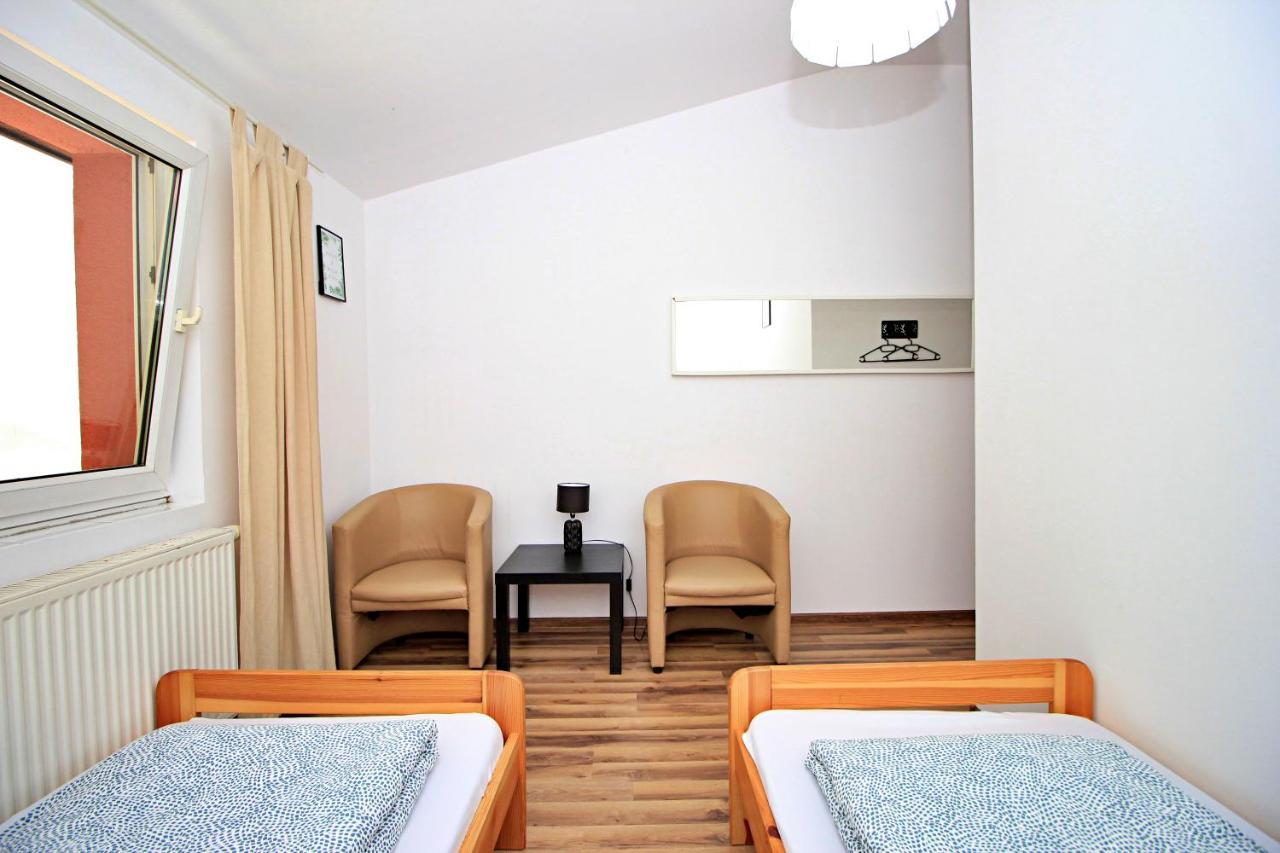 Hostel Cinnamon Краков Экстерьер фото