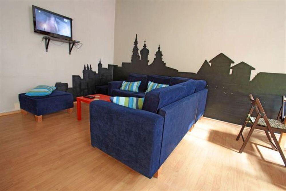 Hostel Cinnamon Краков Экстерьер фото