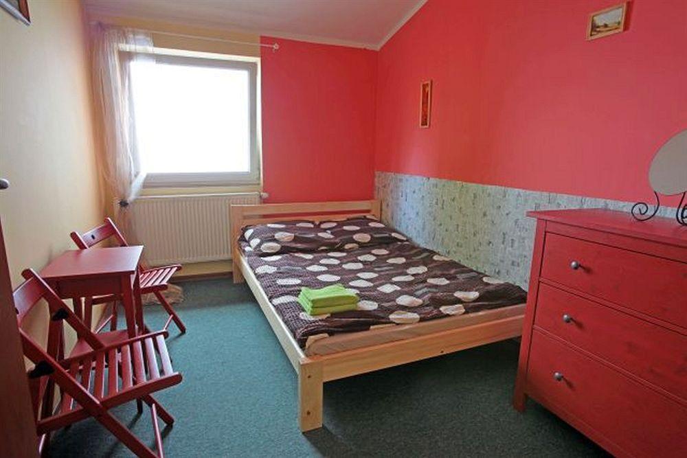 Hostel Cinnamon Краков Экстерьер фото