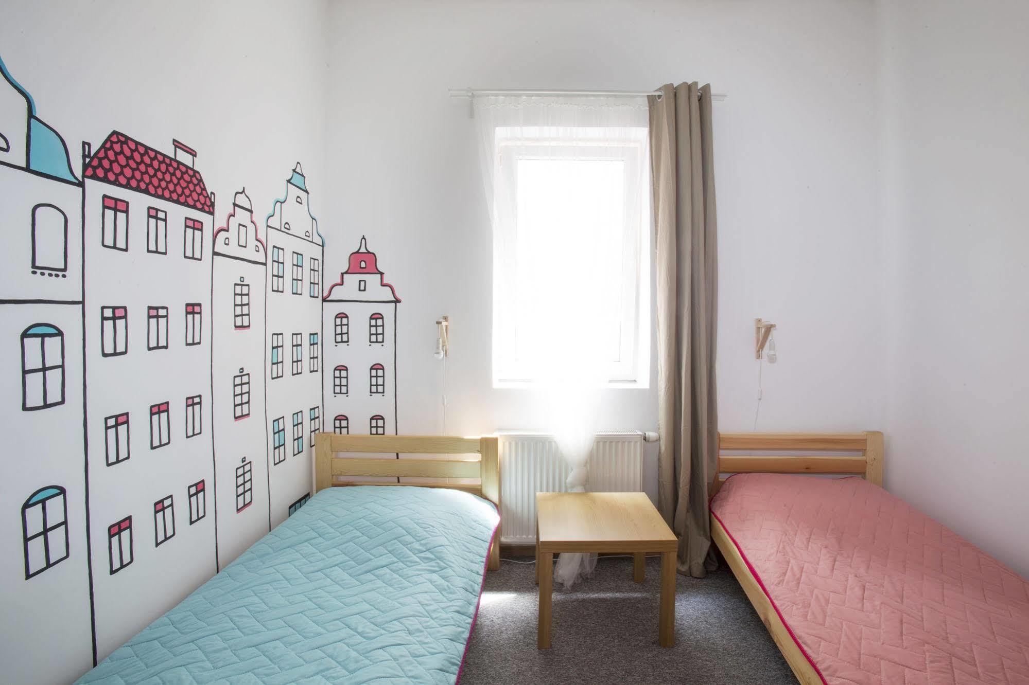 Hostel Cinnamon Краков Экстерьер фото