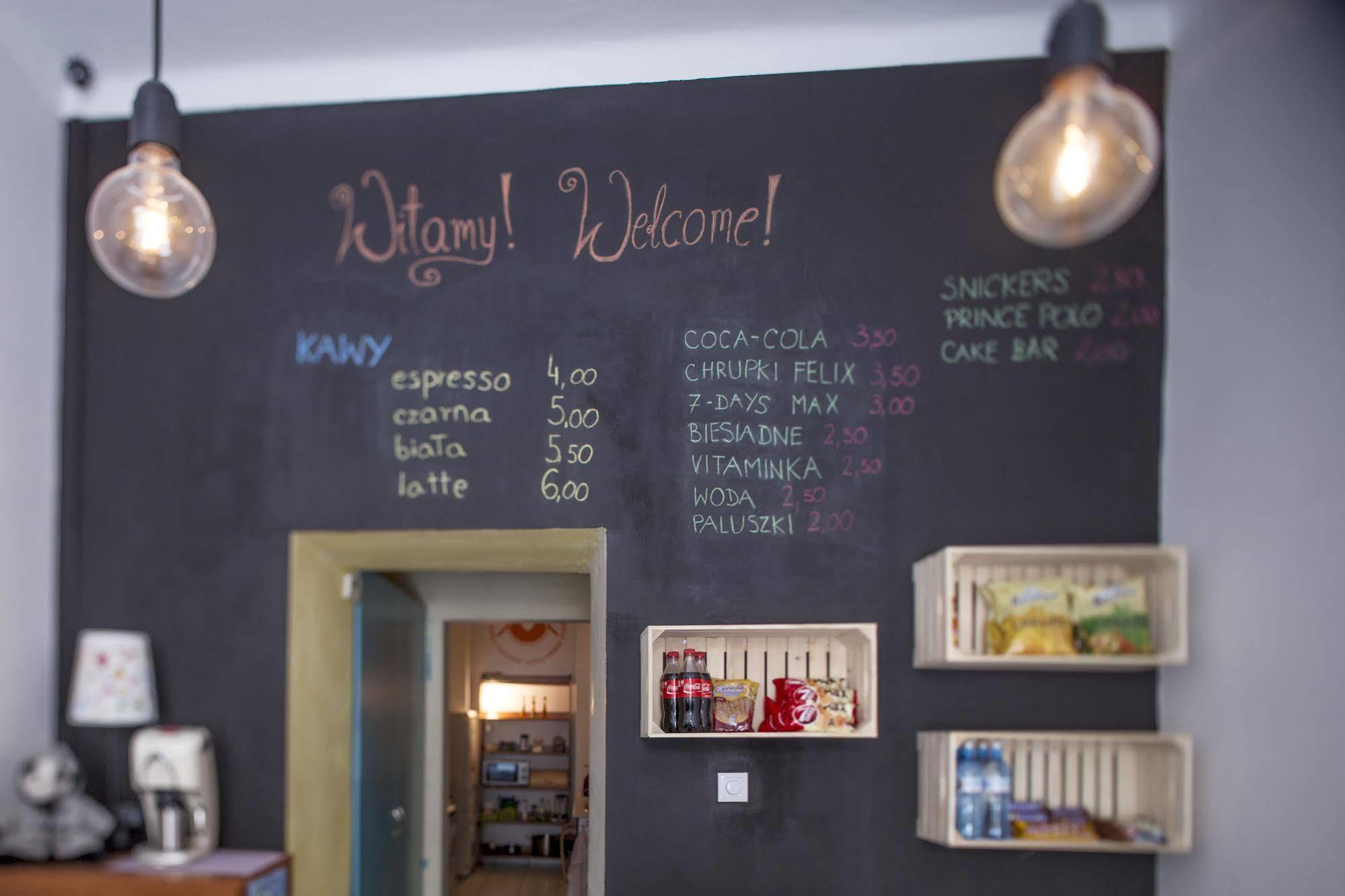 Hostel Cinnamon Краков Экстерьер фото